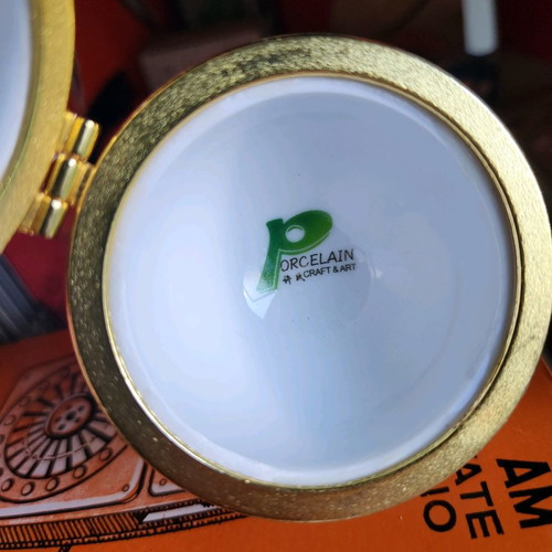 Porcelain egg new