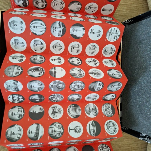 Fornasetti πορσελανινο διακοσμητικό πιάτο μοντέλο 16 καινούργιο