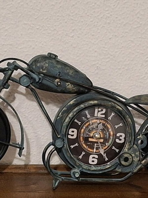 Decorative metal motorcycle clock vintage like new