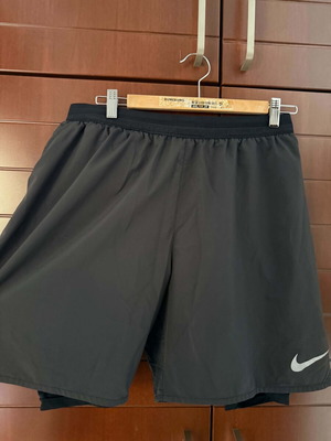 Nike Dri-FIT 2-in-1 ανδρικό σορτς σαν καινούργιο, μέγεθος L, μαύρο