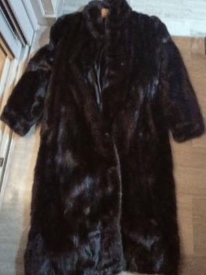 Fur long coat Dasco like new