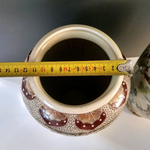 Royal Satsuma vases used, set of 2, height 31cm