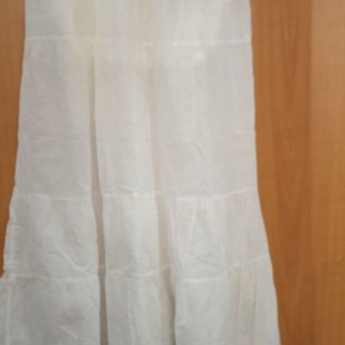 Maxi skirt like new, white, size L, viscose with embroidery
