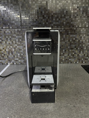 Mitaca espresso machine used, black, compatible with illy capsules
