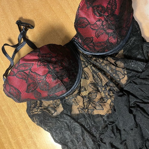 Combinaison new, size M, black and pink