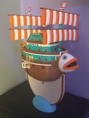 3D Printed Πλοίο Baratie One Piece με βάση