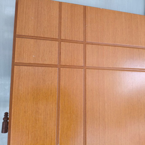 Left interior door used 209x89 with frame and hinges