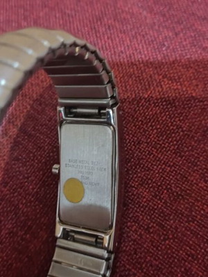 Nine West vintage ladies watch with elastic metal bracelet, like new