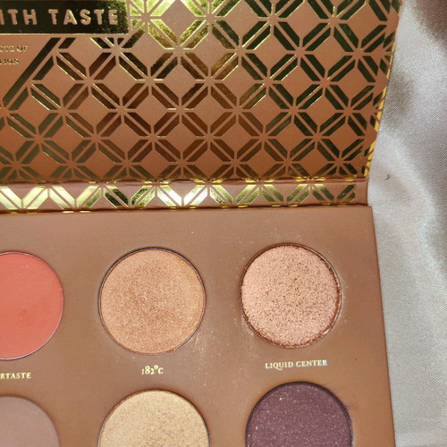 Zoeva Caramel Melange Palette like new