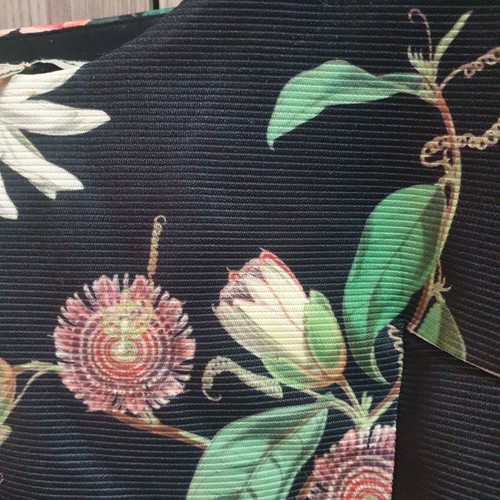 YUMI dress used, size M, black with floral pattern