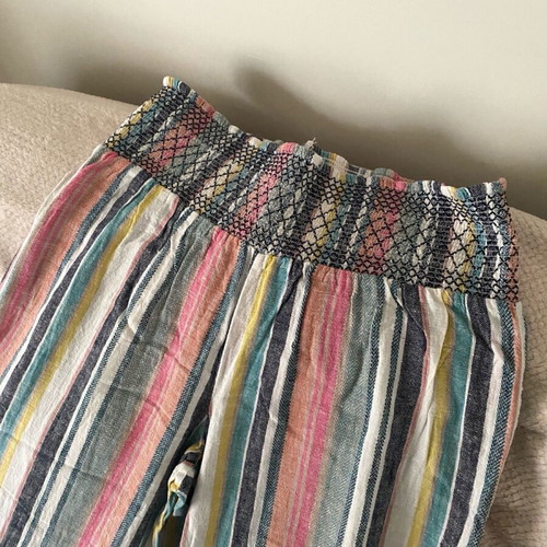 Boho pants used, size Large, elastic waist, comfortable and airy