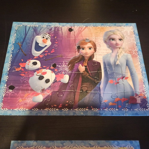 Trefl Frozen 2 puzzle used, 2 puzzles and 24 memory cards