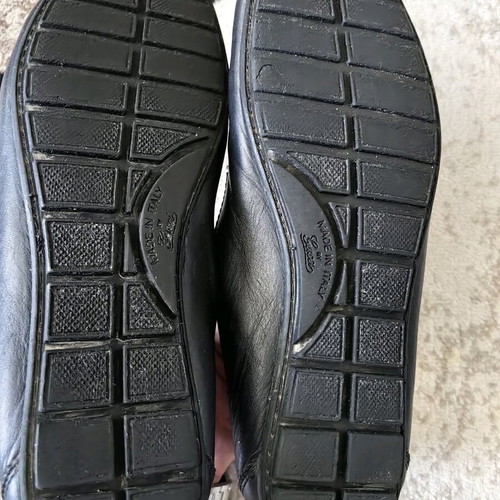 Gucci vintage loafers used, size 44, black