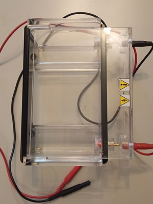 Mini Electrophoresis Device like new, tank only