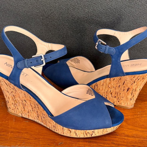 Nine West platform blue suede like new, size 40.5 with cork