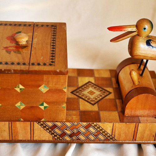 Wooden Tobacco Box used with Bird Offering Cigarette