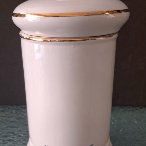 Vintage pharmaceutical apothecary jars set of two, like new