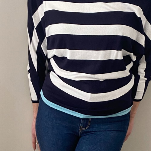 Orsay navy batwing blouse like new, size S