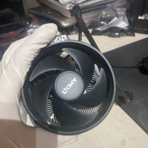 Ryzen 3 1200 with cooler and thermal paste new