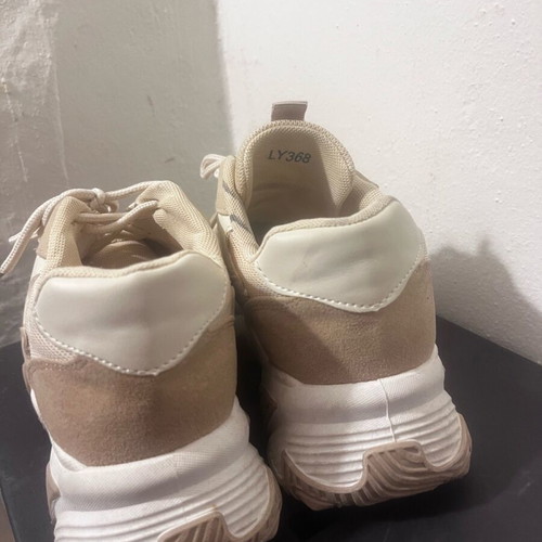 Sneakers beige women's used, size 38, Issue Fashion