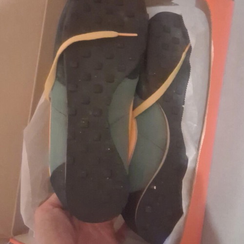 Nike Oregon Waffle Daybreak sneakers used, size 39, green and yellow
