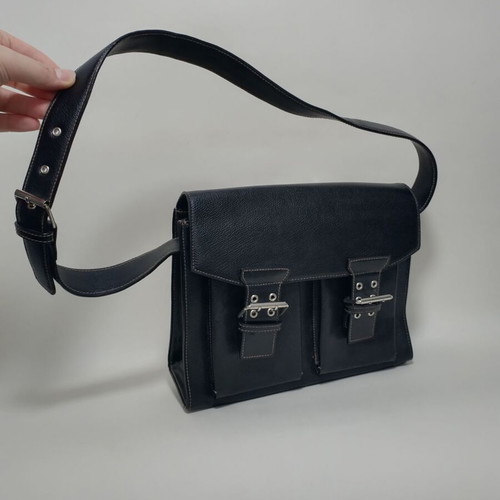 Black shoulder bag like new