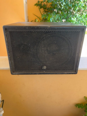 Subwoofer like new, ideal for events and professional audio