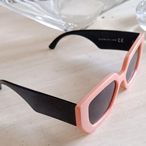 Sunglasses like new, pink, worn twice