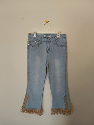 Vintage Sancred low-waisted Capri jeans cowgirl style with fringes like new