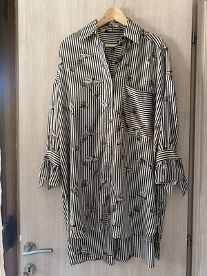 Zara райе oversized риза като нова, размер S
