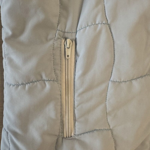 Light Blue Quilted Vest Medium Used with Zippered Pockets