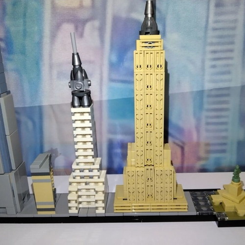 Lego 21028 Architecture New York City set used, 598 pieces without box or instructions