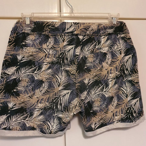 Summer shorts like new, colorful, size L