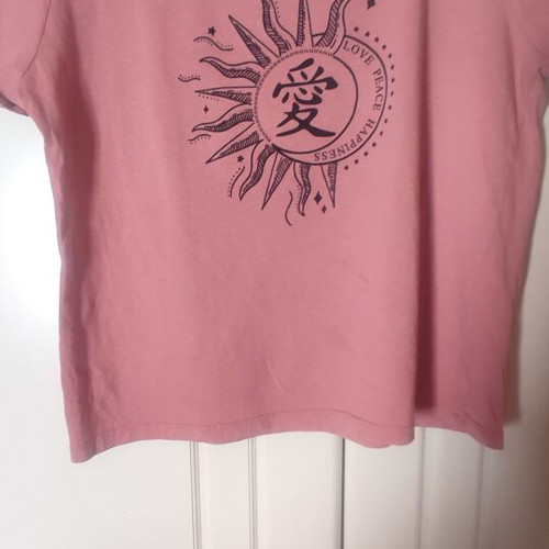 Women's T-Shirts set of 4 like new, colorful prints S/M