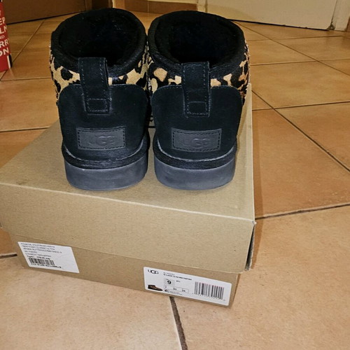 Ugg boots used, size 40, black and brown