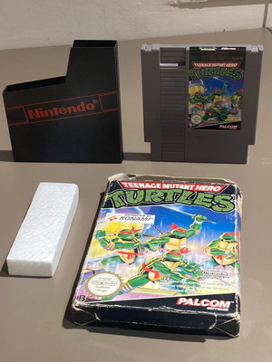 Χελωνονιντζάκια Nintendo Entertainment System μεταχειρισμένα, κουτί μετριας κατάστασης