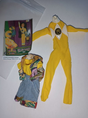 Power Rangers Yellow Ranger Trini full double outfit like new