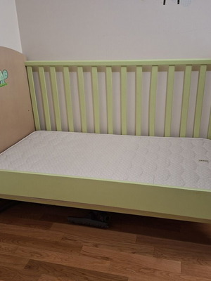 Baby bed and children's wardrobe set