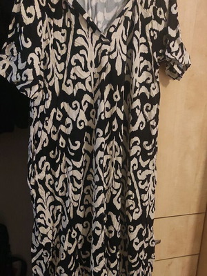 Black and white dress New Collection like new