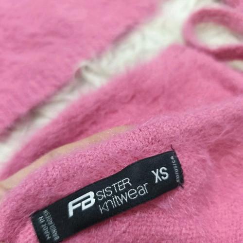 Women’s pink fluffy knit set like new, crop jacket S and crop top XS