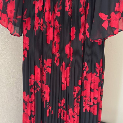 H&M dress like new with red flowers, size S