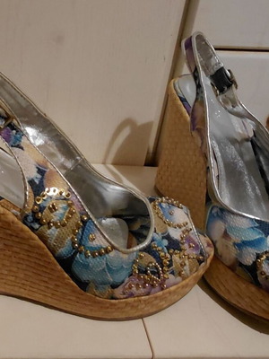 Migato platform sandals size 38 like new, blue floral fabric with shine