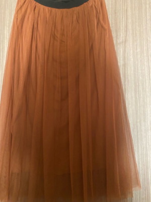 Tutu skirt XL like new, brown