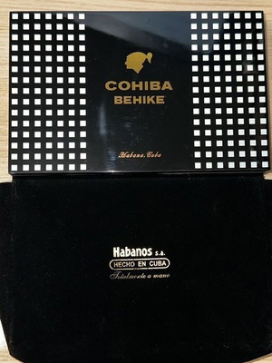 Cohiba Behike BHK 52 Empty Box like new with cedar and velvet case