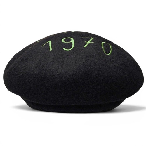 Kenzo wool beret new with tags and dustbag