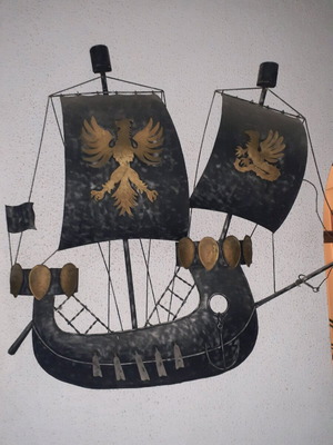 Decorative Troy ship metal like new