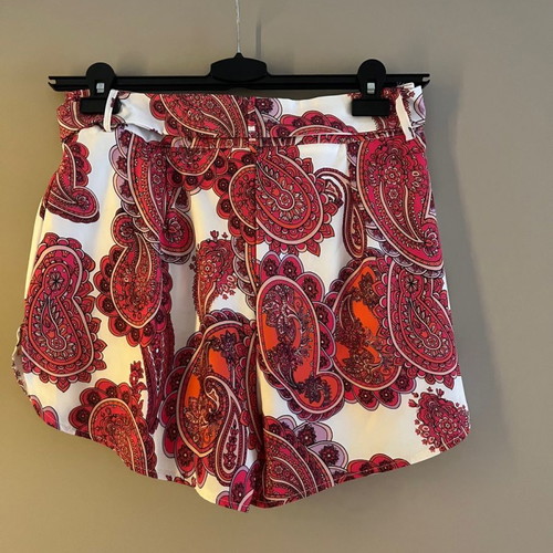 Serendipity shorts like new, multicolor, adjustable belt M/L