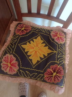 Handmade pillow set like new