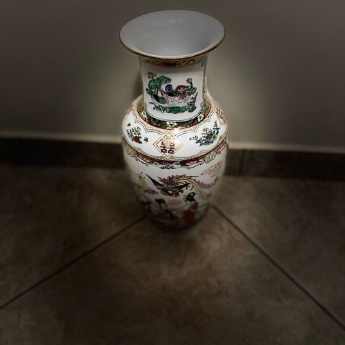 Chinese vase antique from the 1980s new