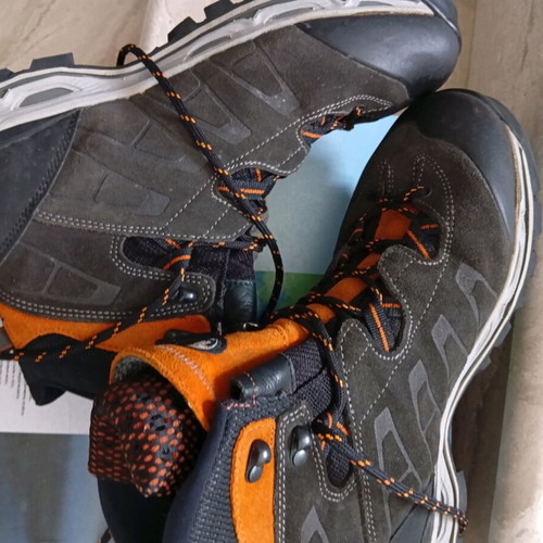 Meindl Air Revolution Ultra GTX hiking boots, size 45, grey and orange